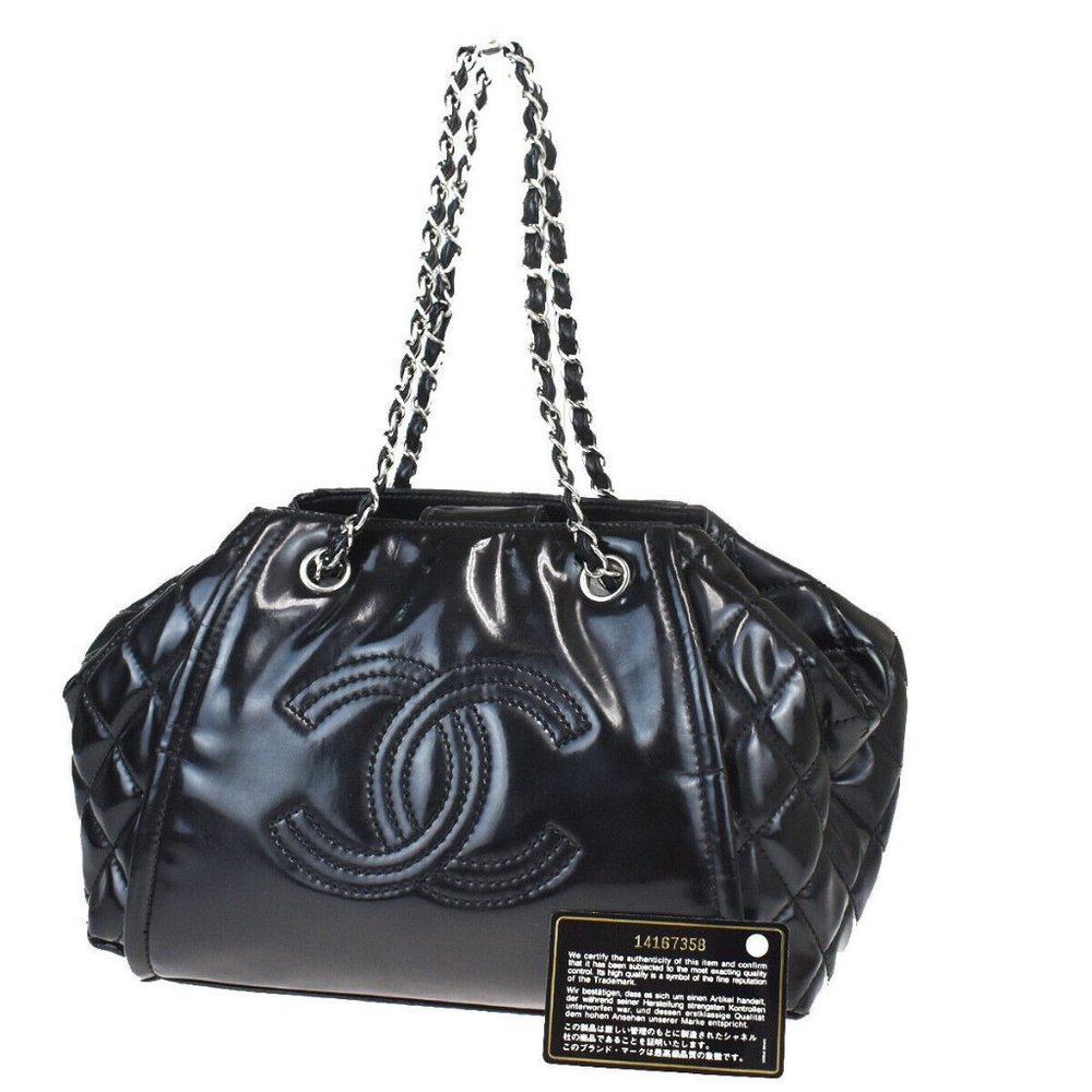 CHANEL CC Chain Shoulder Bag Patent Leather Black
